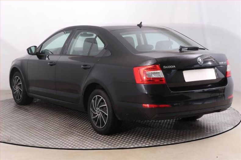 Škoda Octavia - hlavní fotka