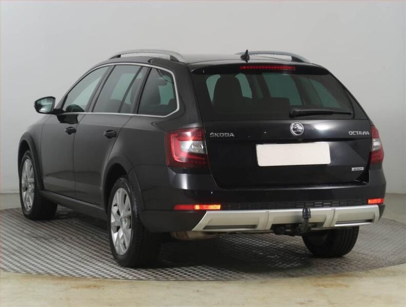 Škoda Octavia - hlavní fotka