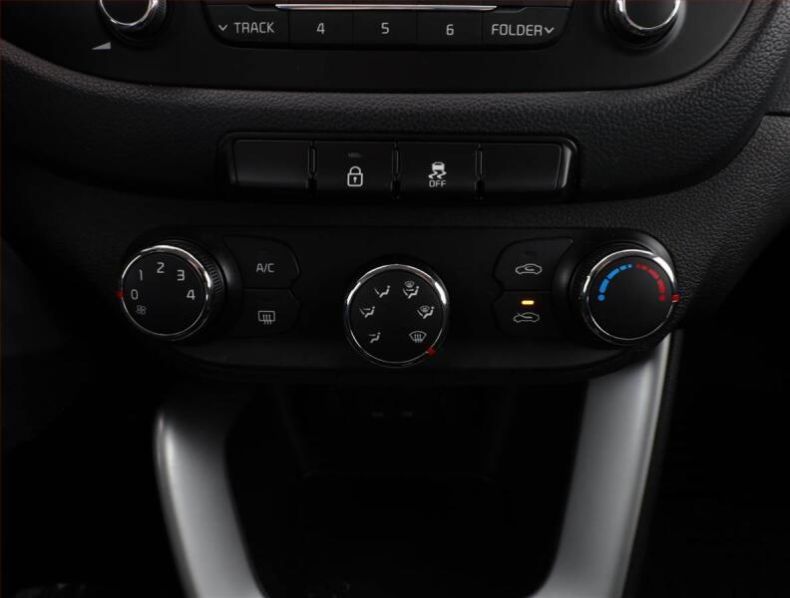 Kia Cee'd - hlavní fotka