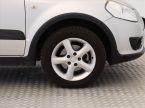Suzuki SX4 - fotka číslo 11