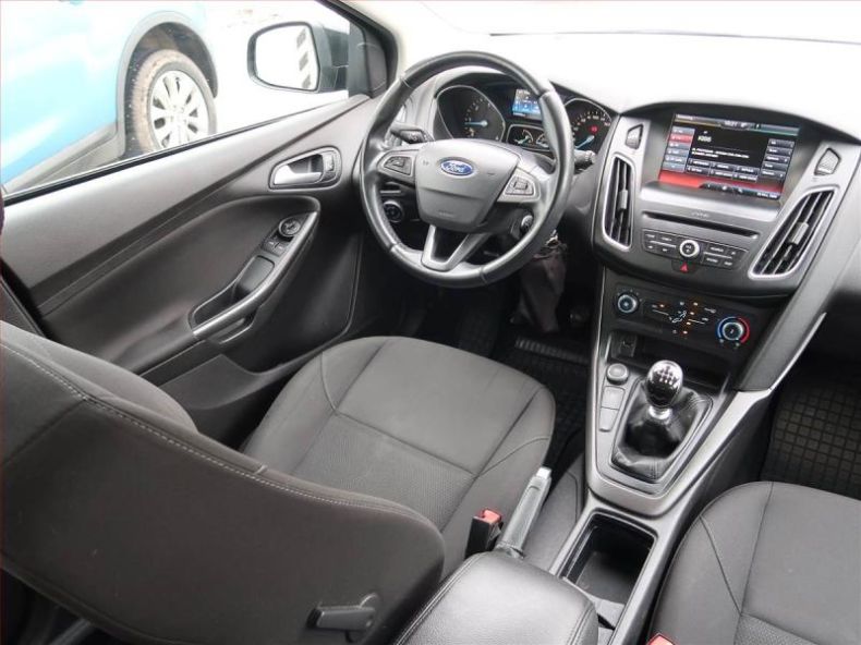 Ford Focus - hlavní fotka