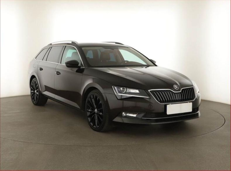 Škoda Superb - hlavní fotka inzerátu