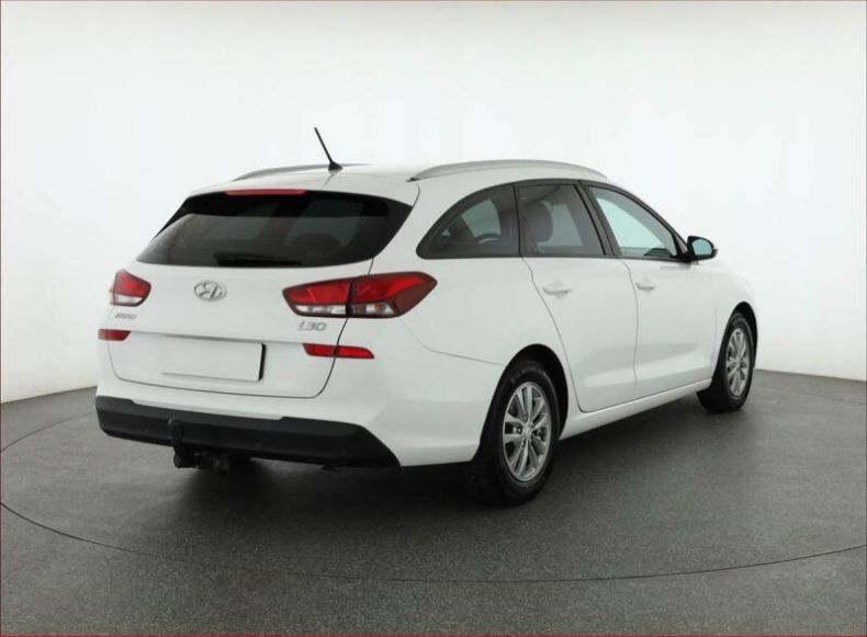 Hyundai i30 - hlavní fotka