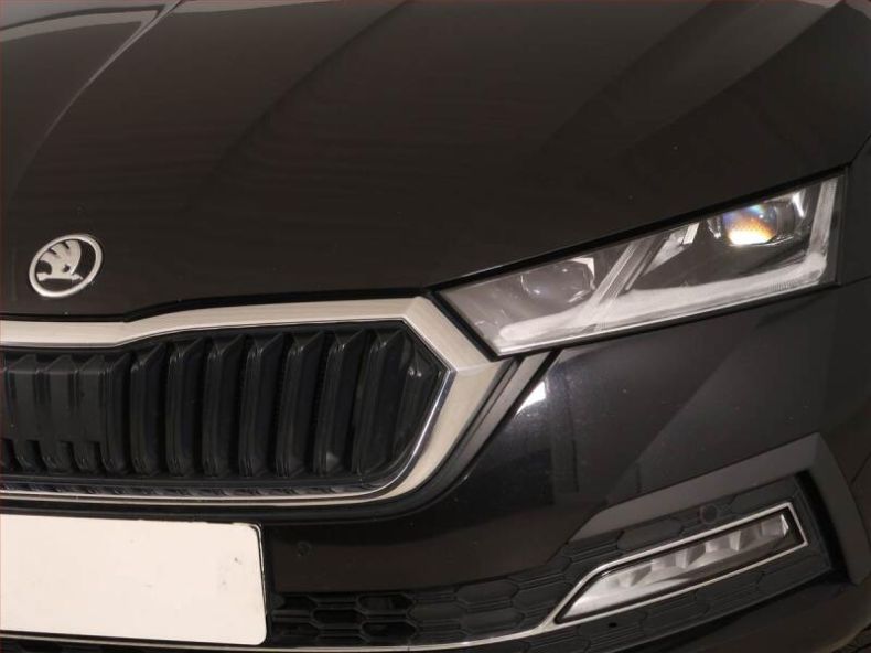 Škoda Octavia - hlavní fotka