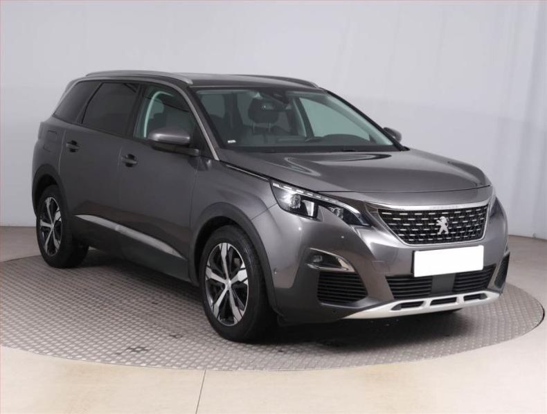 Peugeot 5008 - hlavní foto