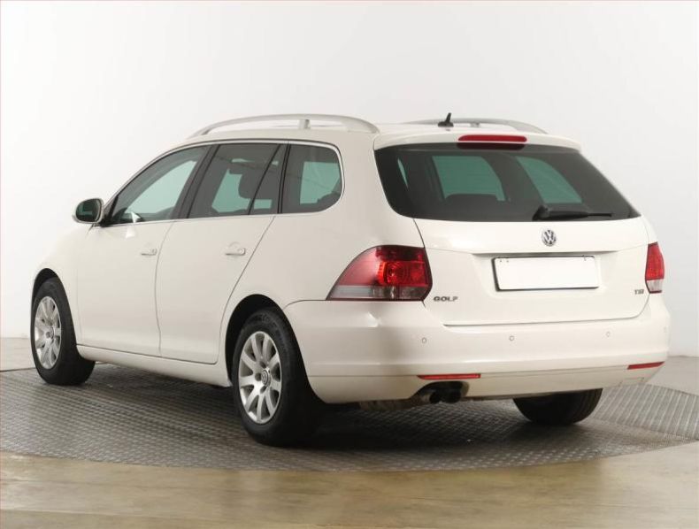 Volkswagen Golf - hlavní fotka