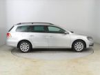 Volkswagen Passat - fotka číslo 5