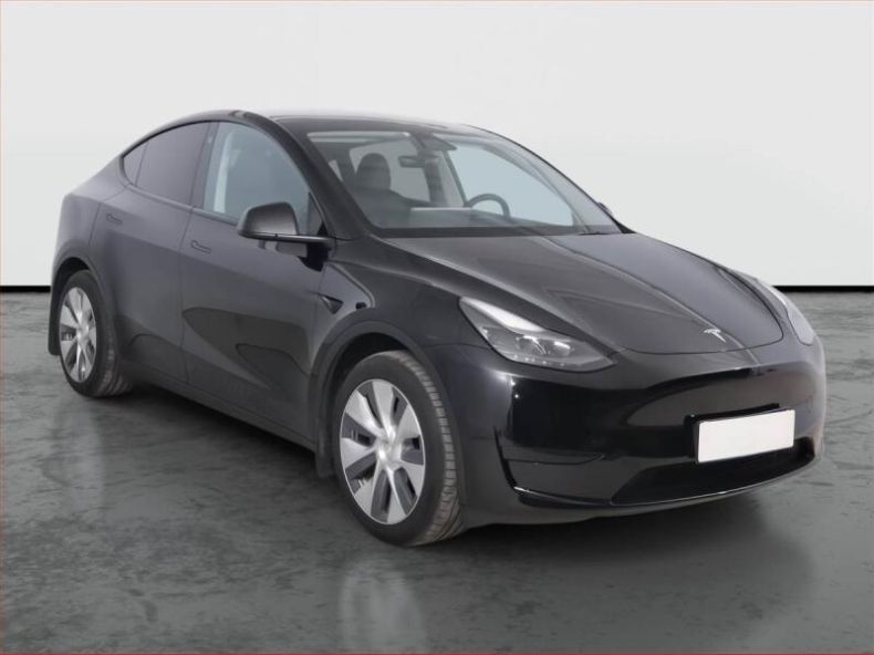 Tesla Model Y - hlavní fotka inzerátu