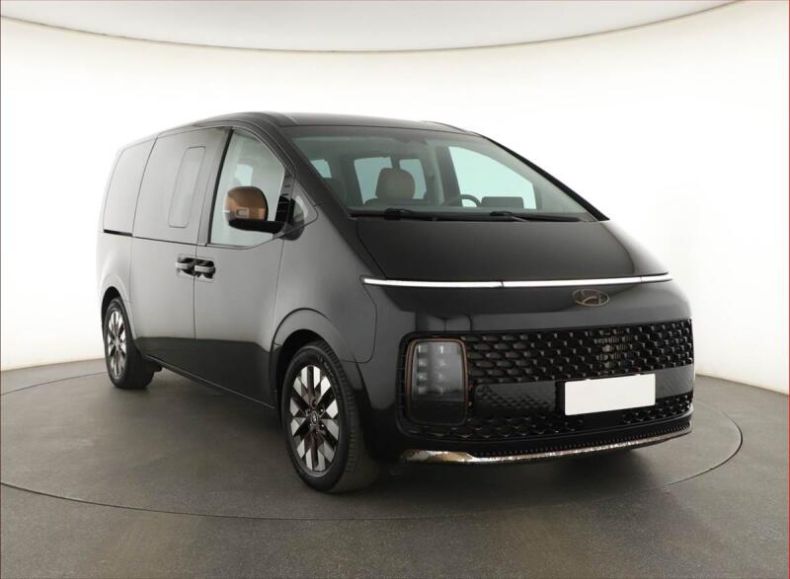 Hyundai Staria - hlavní foto