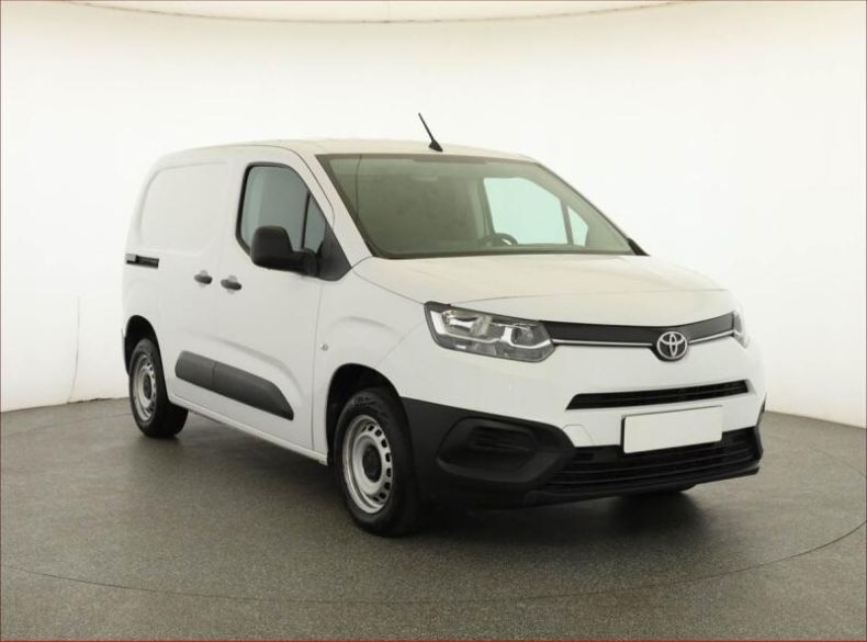 Toyota PROACE CITY - hlavní foto