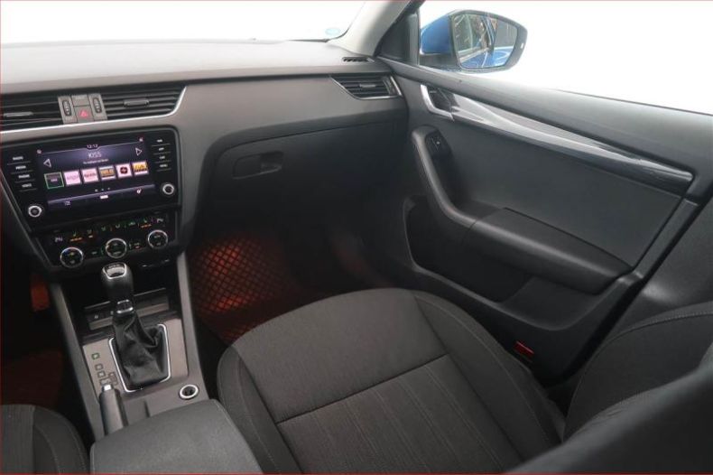 Škoda Octavia - hlavní fotka