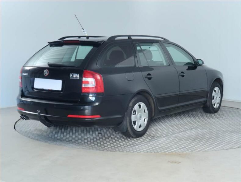 Škoda Octavia - hlavní fotka