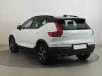 Volvo XC40 - fotka číslo 3