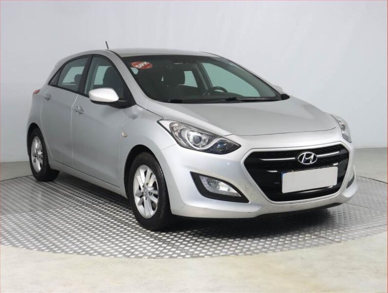 Hyundai i30 - hlavní foto
