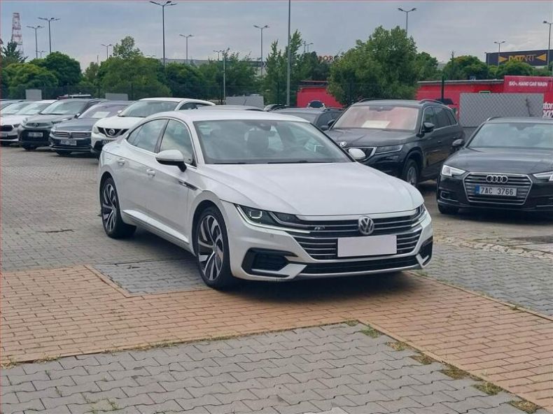 Volkswagen Arteon - hlavní fotka inzerátu