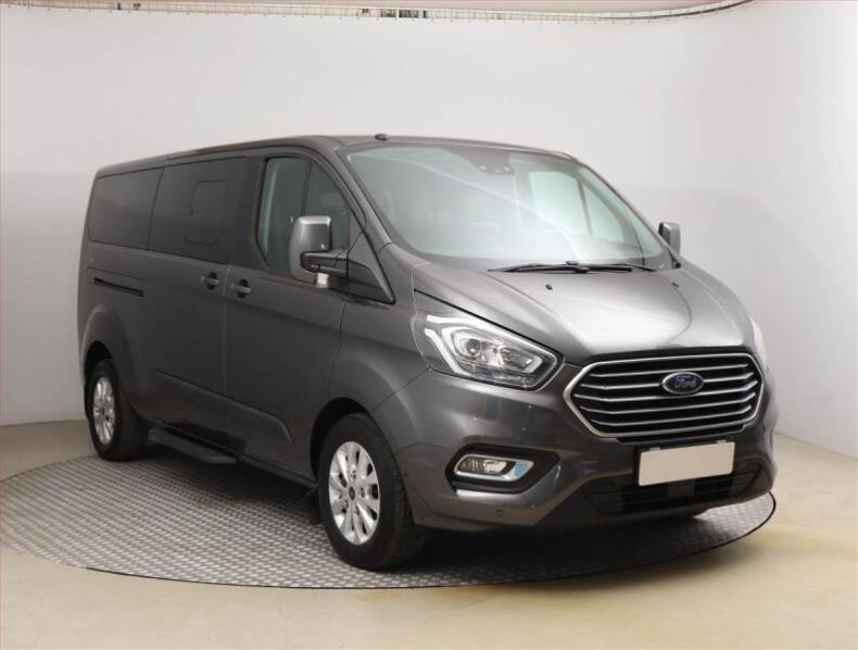 Ford Tourneo - hlavní foto