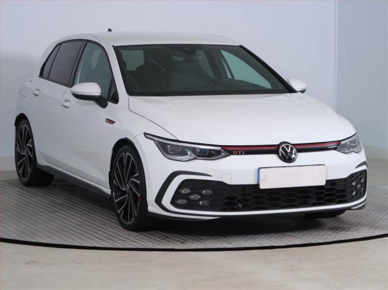 Volkswagen Golf - hlavní foto