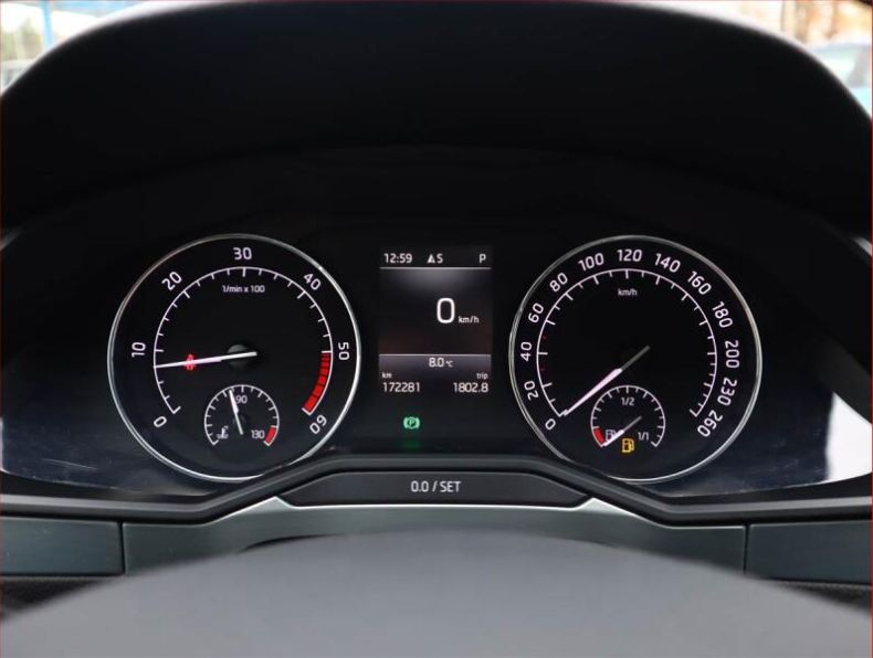 Škoda Superb - hlavní fotka