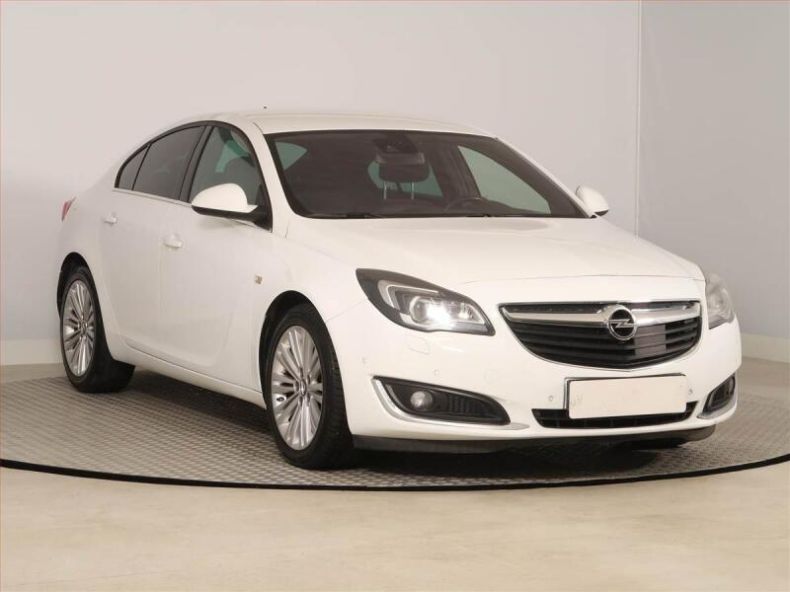Opel Insignia - hlavní fotka inzerátu