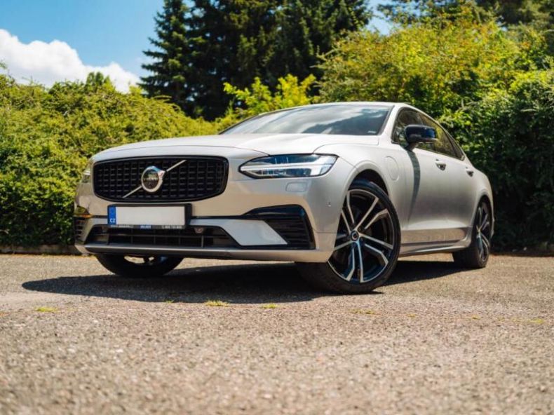 Volvo S90 - hlavní foto
