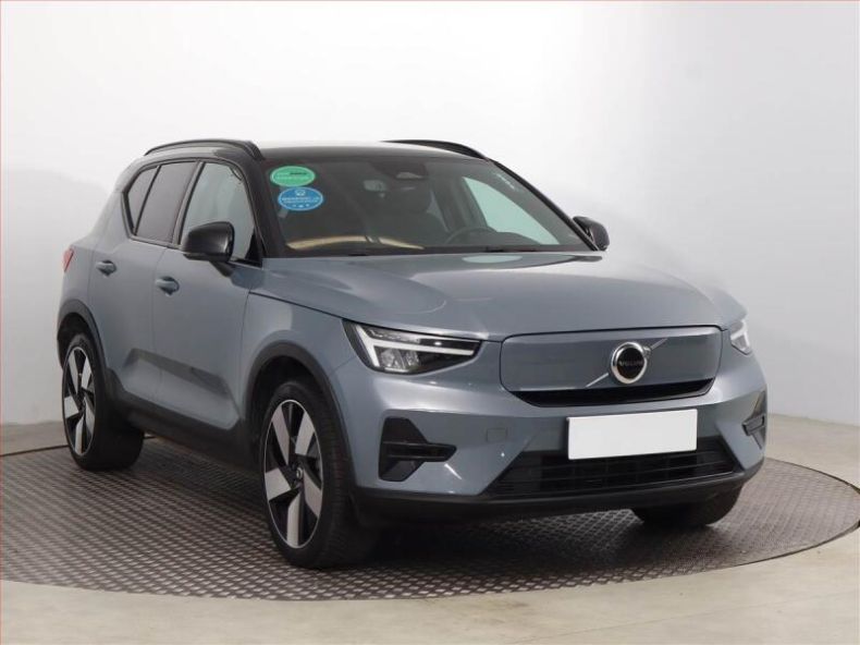 Volvo XC40 - hlavní foto