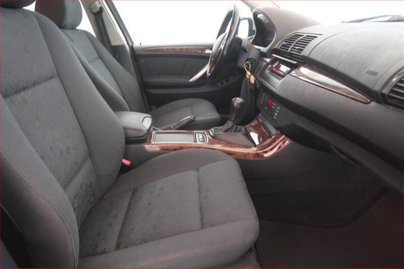 BMW X5 - hlavní fotka