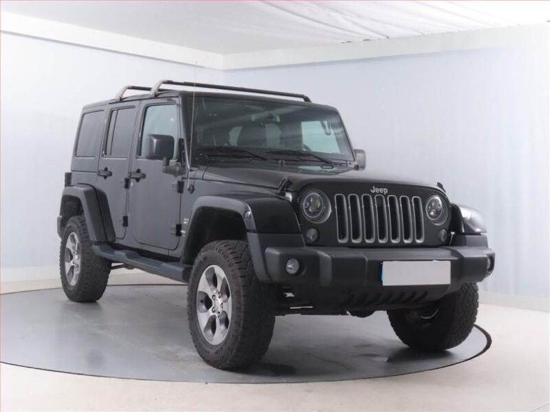 Jeep Wrangler - hlavní foto