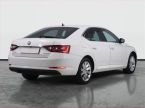 Škoda Superb - fotka číslo 4