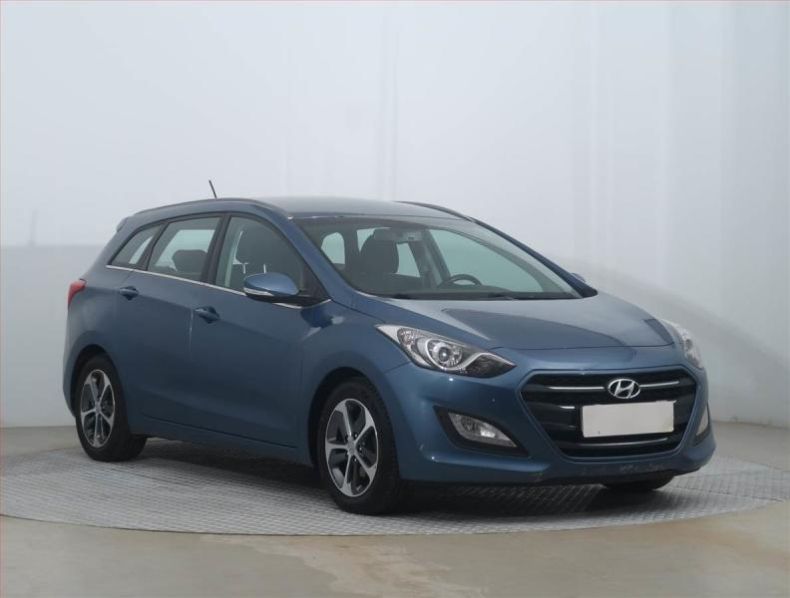 Hyundai i30 - hlavní foto