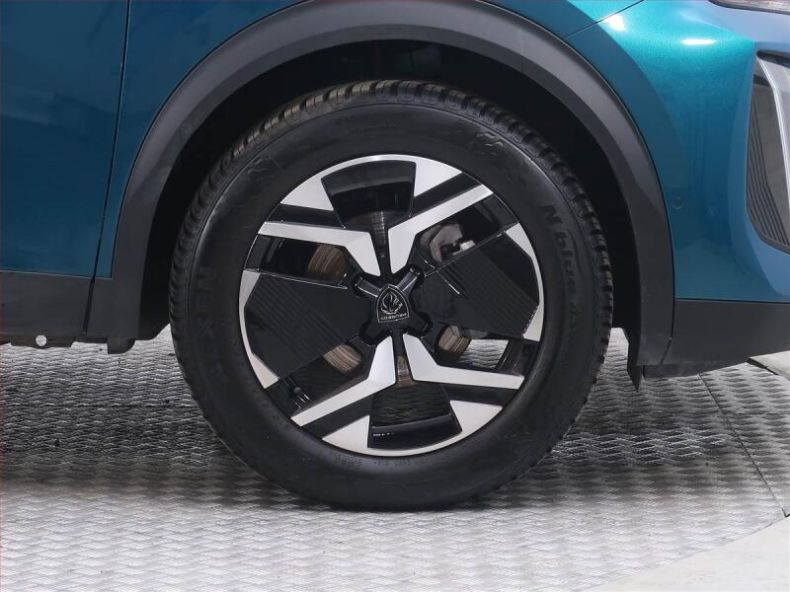 Peugeot 2008 - hlavní fotka