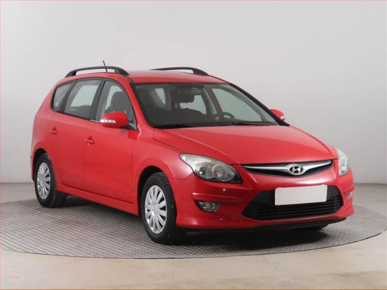 Hyundai i30 - hlavní foto