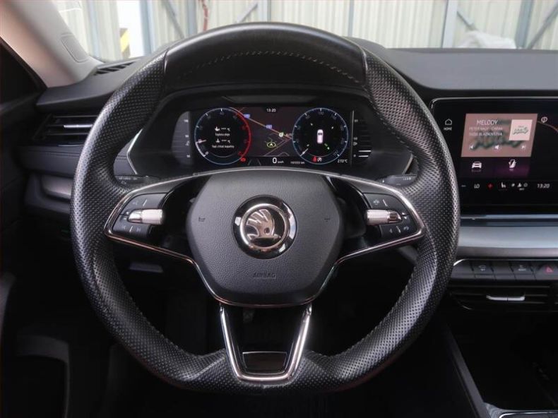 Škoda Octavia - hlavní fotka