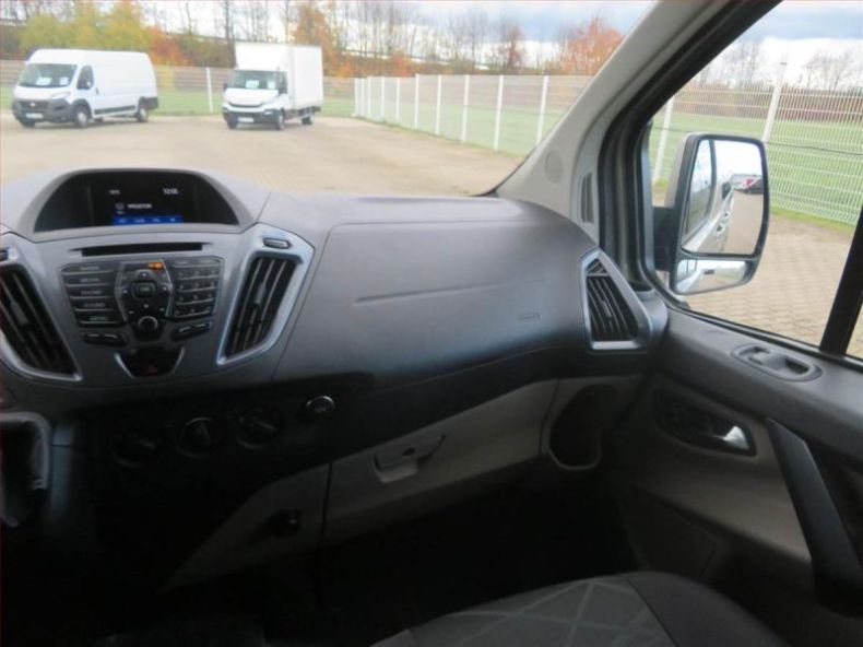 Ford Tourneo - hlavní fotka