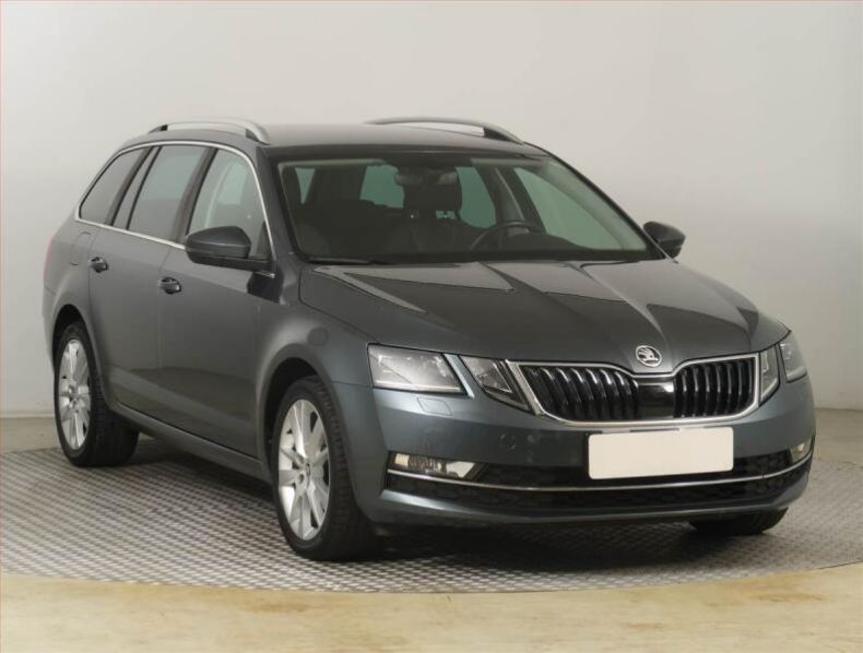 Škoda Octavia - hlavní fotka