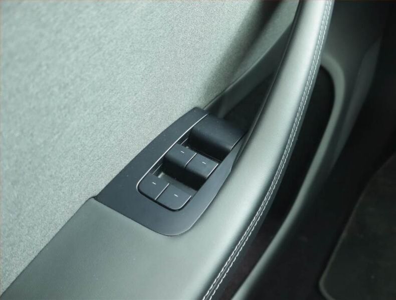 Tesla Model 3 - hlavní fotka