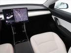 Tesla Model 3 - fotka číslo 7