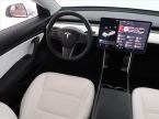 Tesla Model 3 - fotka číslo 6