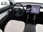 Tesla Model 3 - fotka číslo 6
