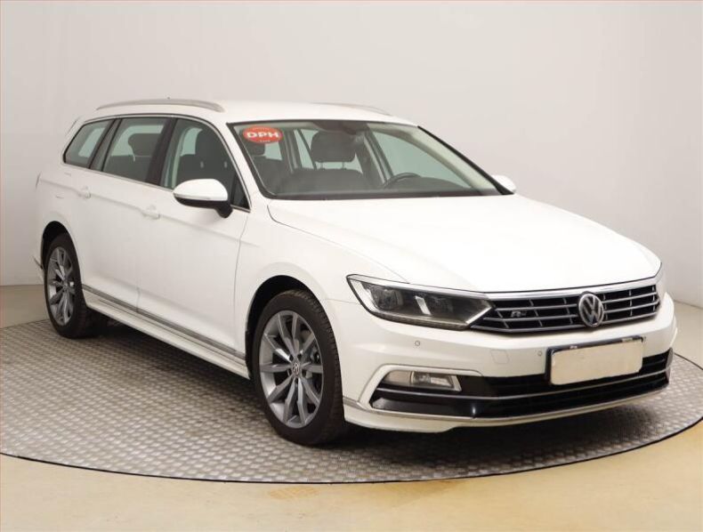 Volkswagen Passat - hlavní fotka inzerátu