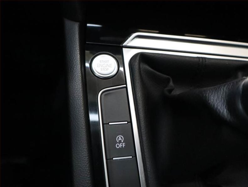 Volkswagen Passat - hlavní fotka