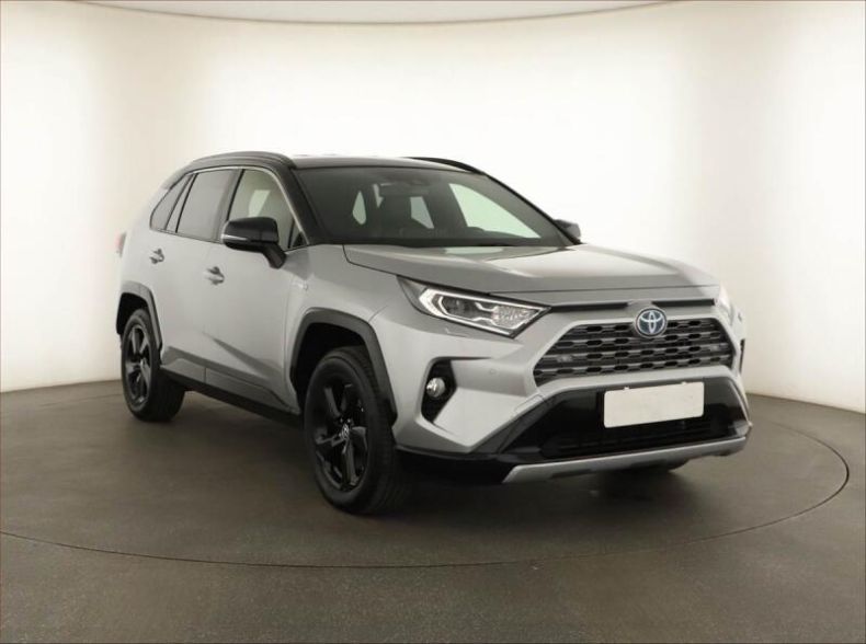 Toyota RAV 4 - hlavní foto