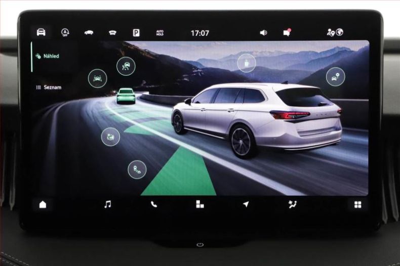 Škoda Superb - hlavní fotka