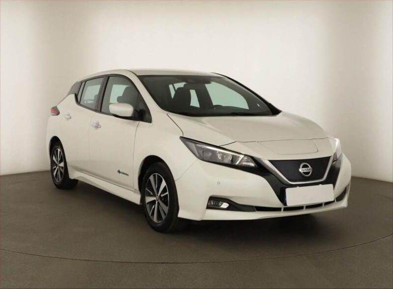 Nissan Leaf - hlavní foto