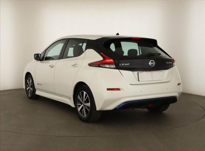 Nissan Leaf - hlavní fotka