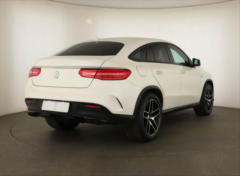 Mercedes GLE - hlavní fotka