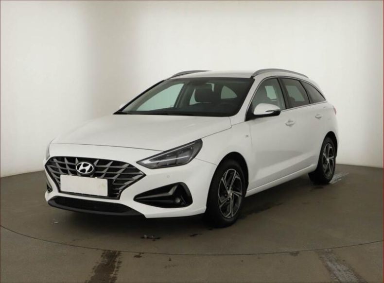 Hyundai i30 - hlavní fotka