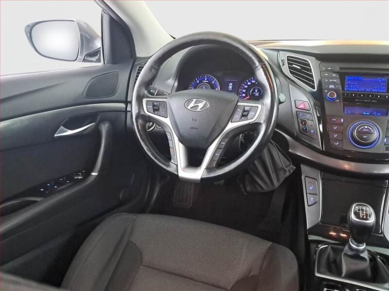 Hyundai i40 - hlavní fotka