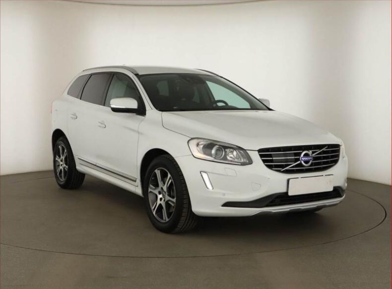 Volvo XC60 - hlavní foto
