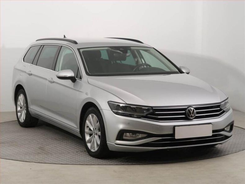 Volkswagen Passat - hlavní fotka inzerátu