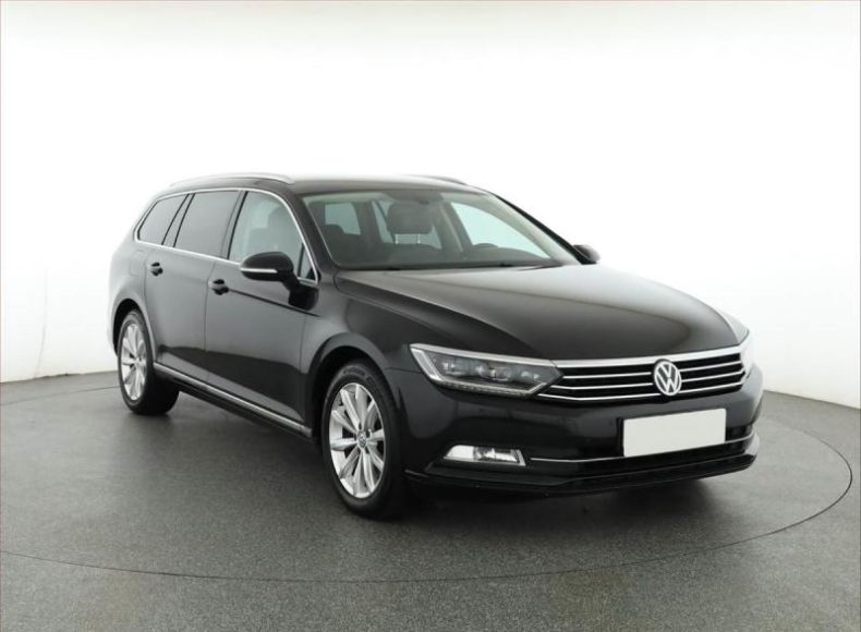 Volkswagen Passat - hlavní fotka inzerátu